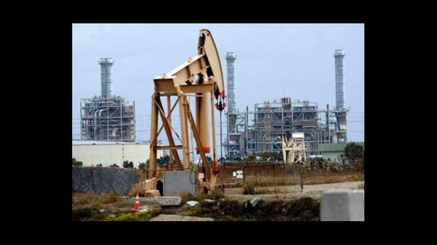 El precio del barril del petróleo de Texas cierra al alza y se cotiza a 63.15 dólares
