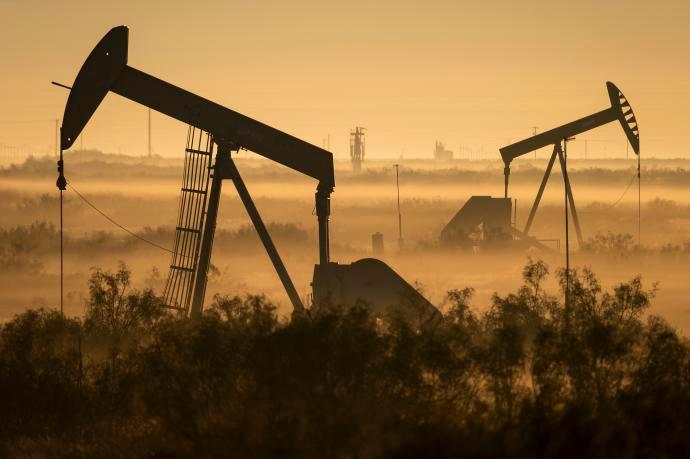 El petróleo de Texas cierra a la baja y el precio del barril se ubicó en 65.63 dólares