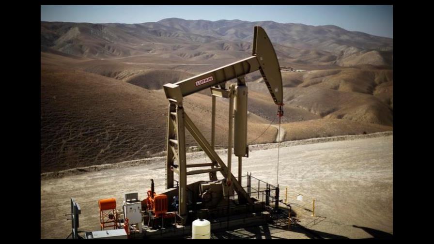 El petróleo de Texas abre a la baja y se cotiza a 63.51 dólares