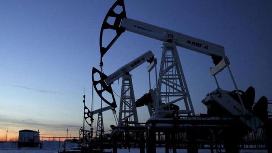 El petróleo de Texas cierra al alza y sobrepasa los 70 dólares
