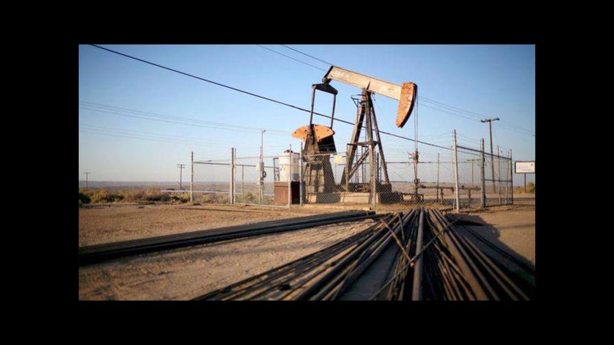 El petróleo de Texas cierra con al alza y mantiene su precio más caro en dos años y medio
