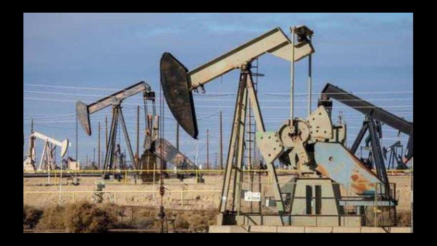 El petróleo de Texas cierra con una subida del 2.8 %, hasta los 73.66 dólares