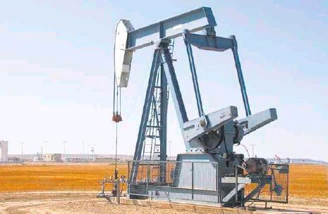 El petróleo de Texas cierra con una caída del 2.4 %, hasta los 73.37 dólares