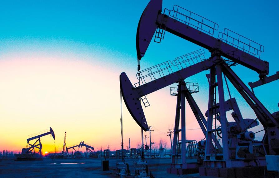 El petróleo de Texas abre con una caída del 2,83 %, hasta 66,35 dólares