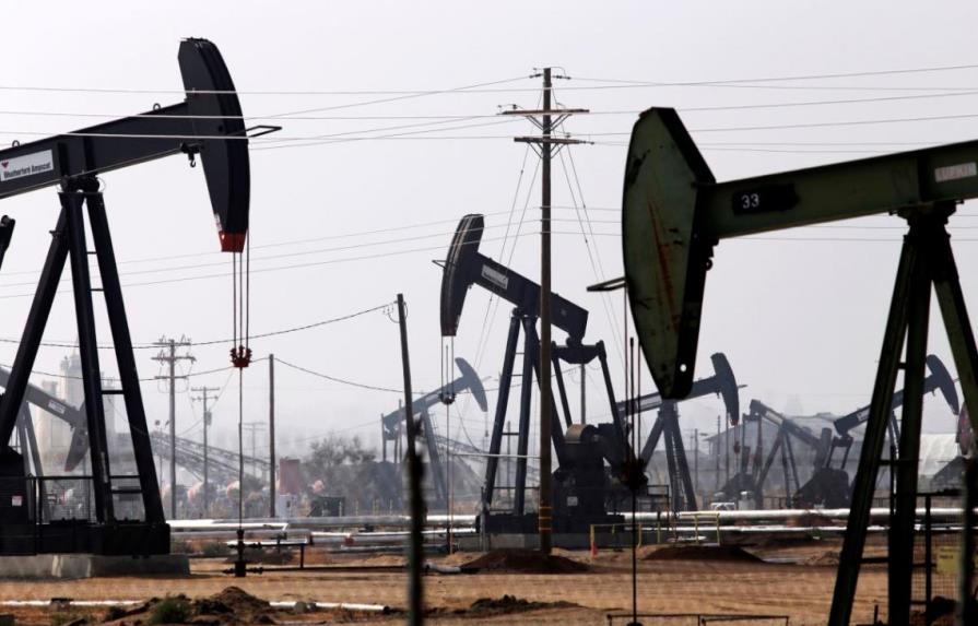 El petróleo de Texas recupera los 70 dólares y el gas sigue disparándose