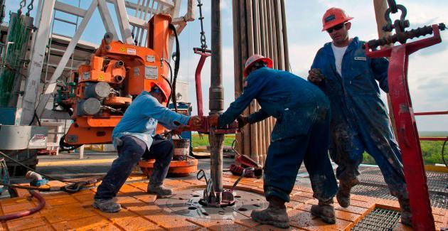 La OPEP subirá en diciembre la oferta de crudo en 400,000 barriles diarios