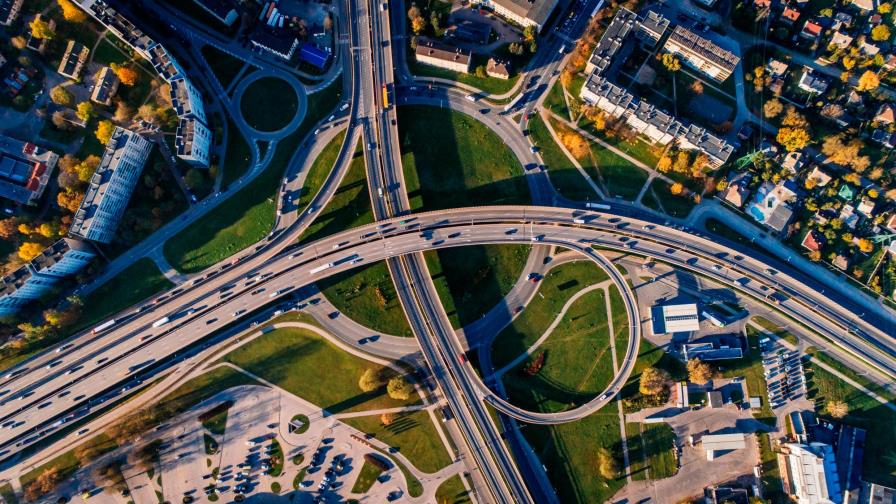 Datos satelitales de 293 ciudades confirman que los árboles enfrían las urbes