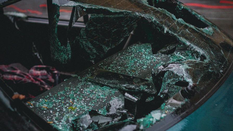 Perú: 17 muertos tras despiste y caída de autobús a barranco