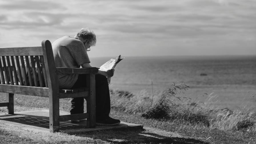 Un estudio concluye que la cirugía mayor puede acelerar el alzheimer