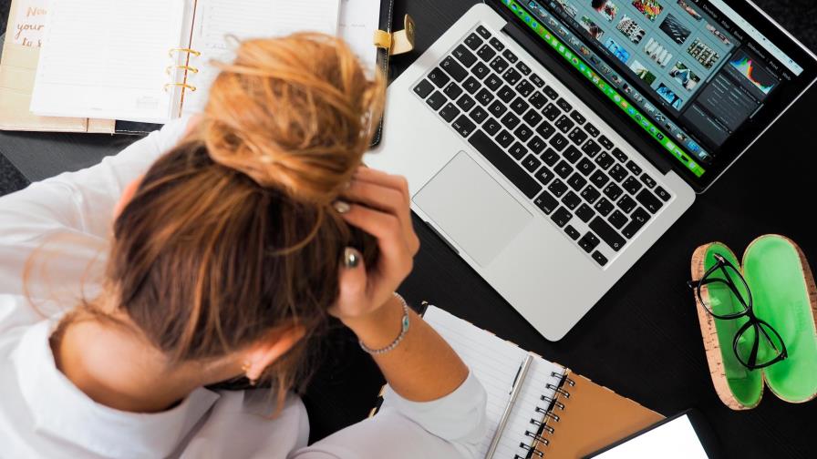 5 signos que indican un desbalance hormonal 5 signos que indican un desbalance hormonal