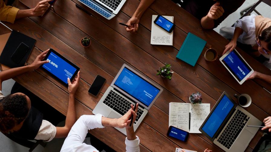 Desempleo en Estados Unidos baja al 5.4 % en julio, su menor nivel desde marzo de 2020