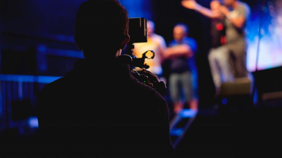 Huelga de técnicos de rodaje amenaza producciones de cine y televisión 