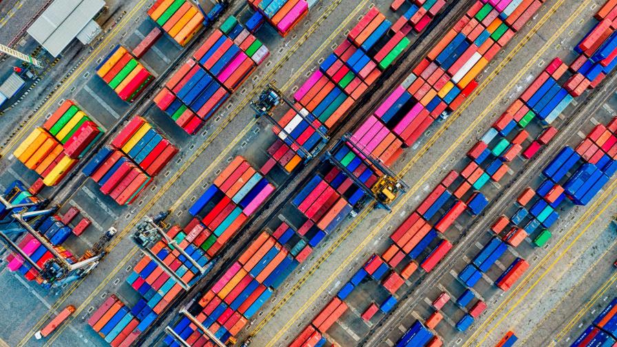 El déficit comercial de EE.UU. cae en octubre por alza de las exportaciones