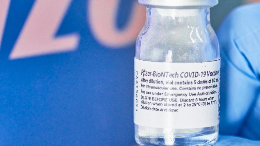 EEUU autoriza tercera dosis de refuerzo de la vacuna anticovid-19 para los inmunodeprimidos