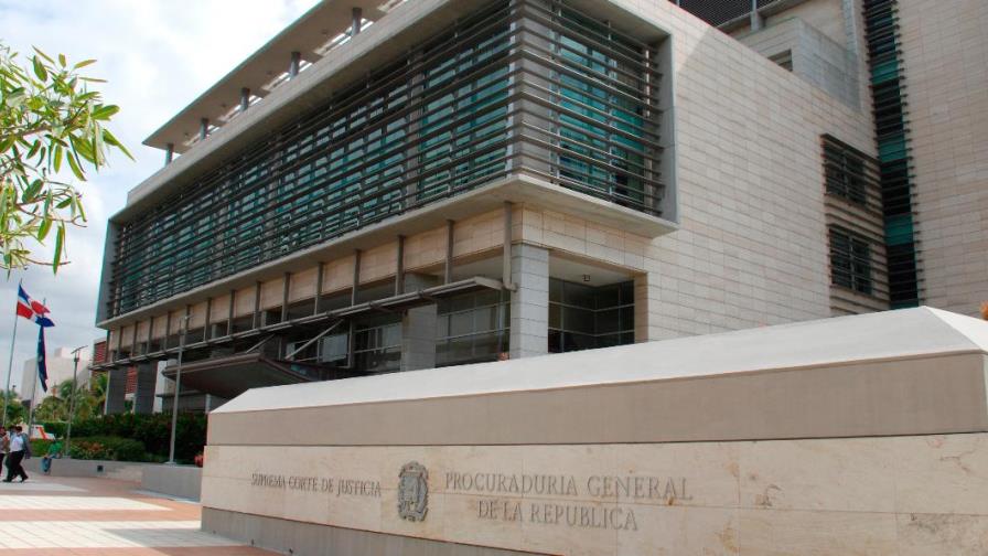 Someten denuncia ante fiscal electoral para que investigue a Ramfis por supuesto desvío de US$5 millones