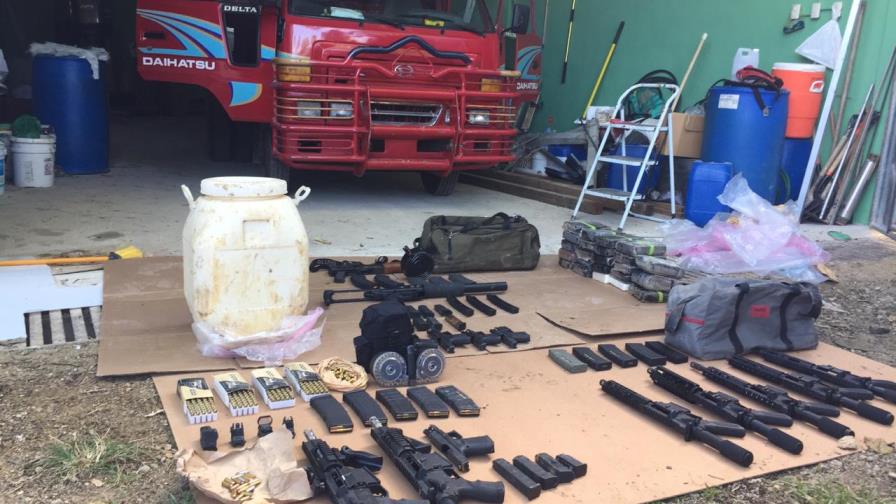 Armas decomisadas junto a droga llaman a preocupación Armas decomisadas junto a droga llaman a preocupación