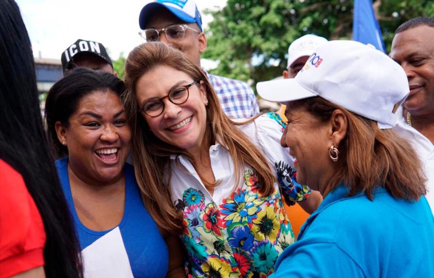 Carolina Mejía promete escuchar y dar participación a la gente de ganar alcaldía del Distrito Nacional