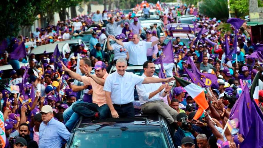 Gonzalo dice que solo él puede sustituir al “titán de Danilo Medina” Gonzalo dice que solo él puede sustituir al “titán de Danilo Medina”