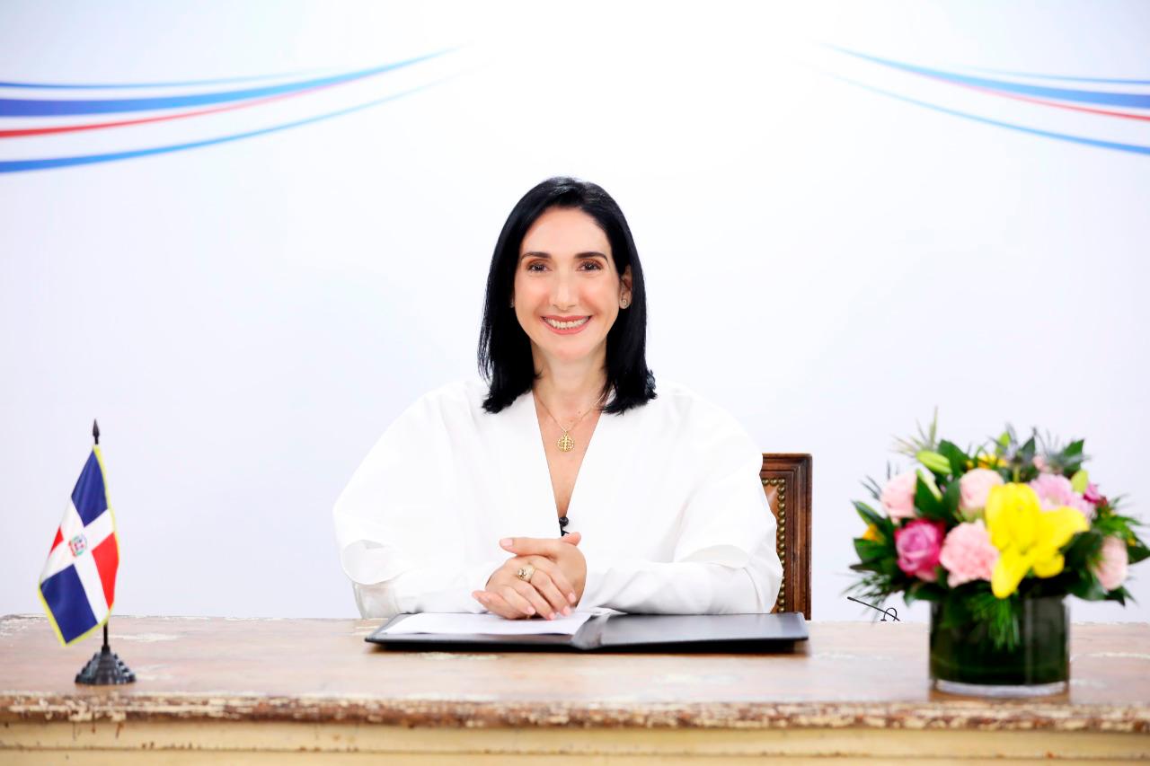 Para la primera dama dominicana es un honor participar por primera vez en una reunión de ALMA.