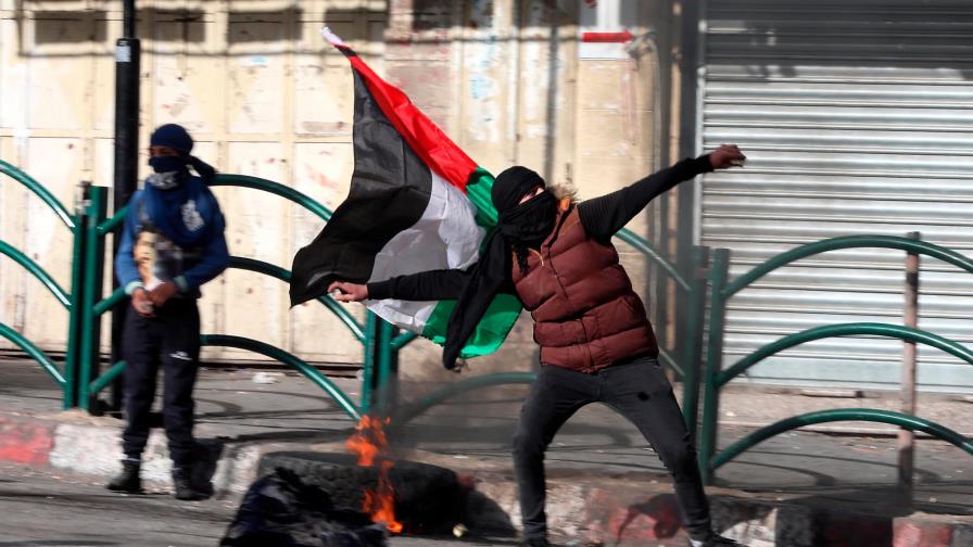 Israel bombardea objetivos de Hamás en respuesta a lanzamiento de cohetes Israel bombardea objetivos de Hamás en respuesta a lanzamiento de cohetes