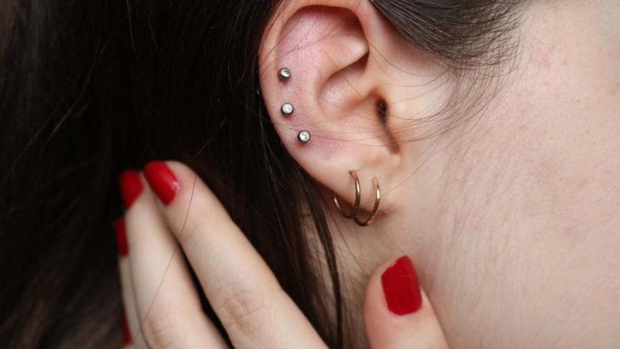 Así puedes curar tu oreja si se infectó con un piercing