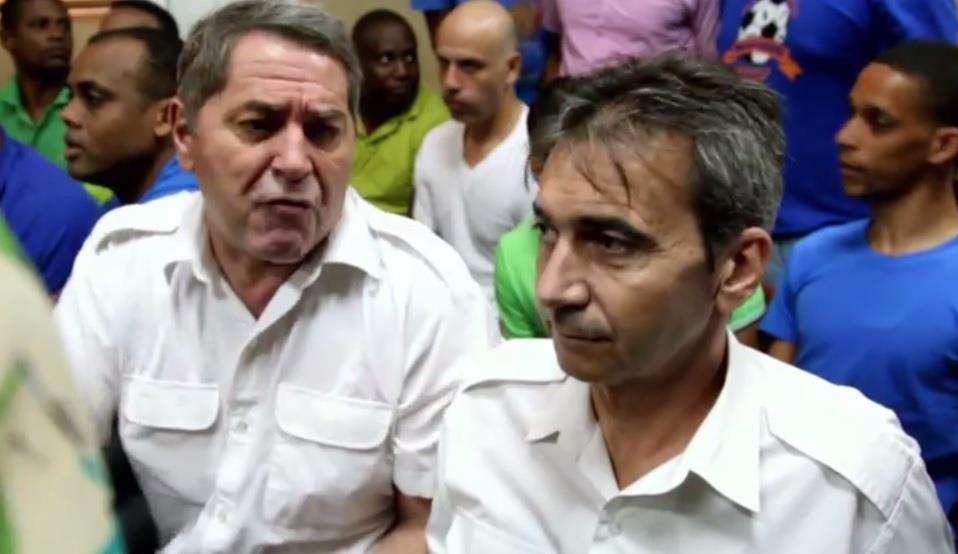 Condenan a seis años de cárcel a pilotos franceses que se fugaron de República Dominicana 