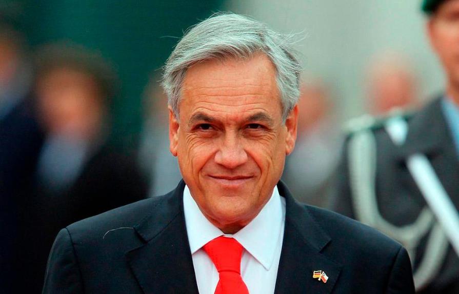 Piñera pide perdón y anuncia reforma de pensiones, salud, salarios y tarifas