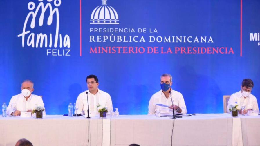 Gobierno lanza plan de Vivienda Familia Feliz para empleados turísticos Gobierno lanza plan de Vivienda Familia Feliz para empleados turísticos