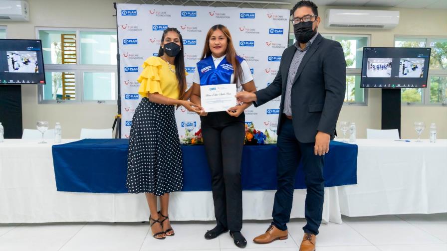 Graduación de la 4ta promoción en turismo de la Academia TUI