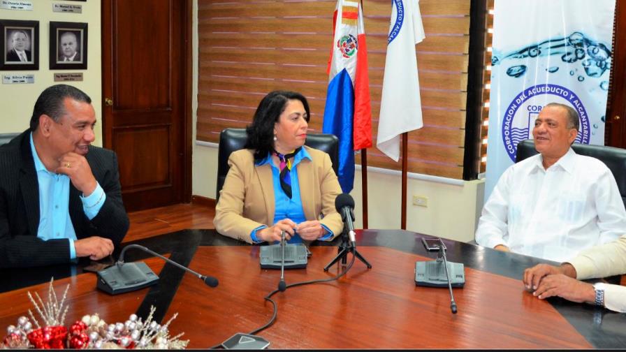 Presidente Medina autoriza construcción sistema de aguas residuales en Licey al Medio