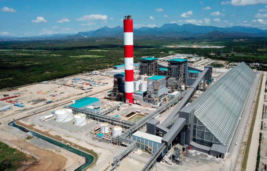 Punta Catalina recibirá 300,000 toneladas de carbón desde Colombia