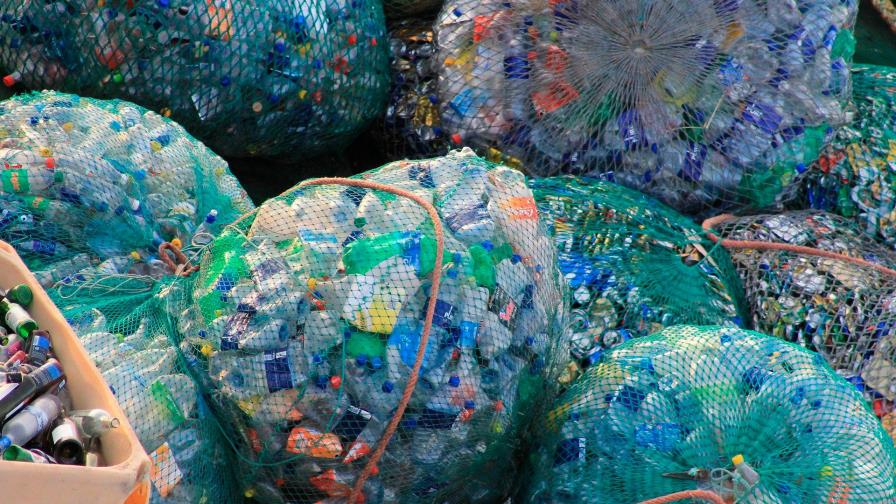 Aeropuerto del Cibao anuncia concurso de recolección y reciclaje de plásticos Aeropuerto del Cibao anuncia concurso de recolección y reciclaje de plásticos