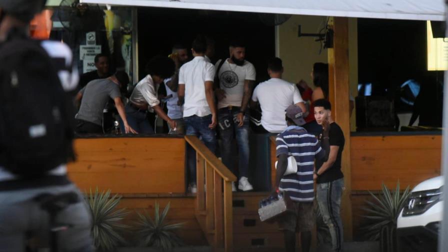 La Plaza Universitaria, un punto de violación a reglas contra COVID-19 