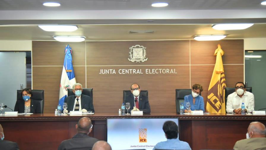 Pleno JCE está reunido con presidentes y secretarios de juntas electorales del Gran Santo Domingo