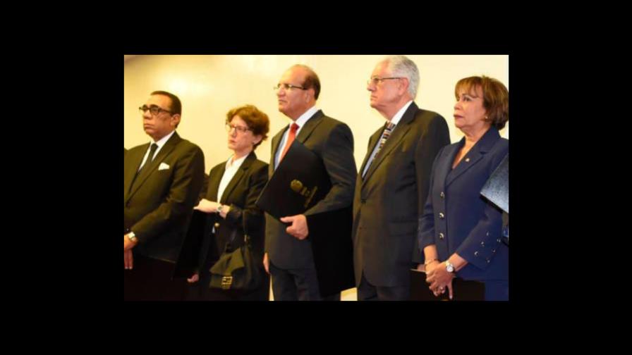 Pleno de JCE decide este martes cambio de nombre PTD a Fuerza del Pueblo Pleno de JCE decide este martes cambio de nombre PTD a Fuerza del Pueblo