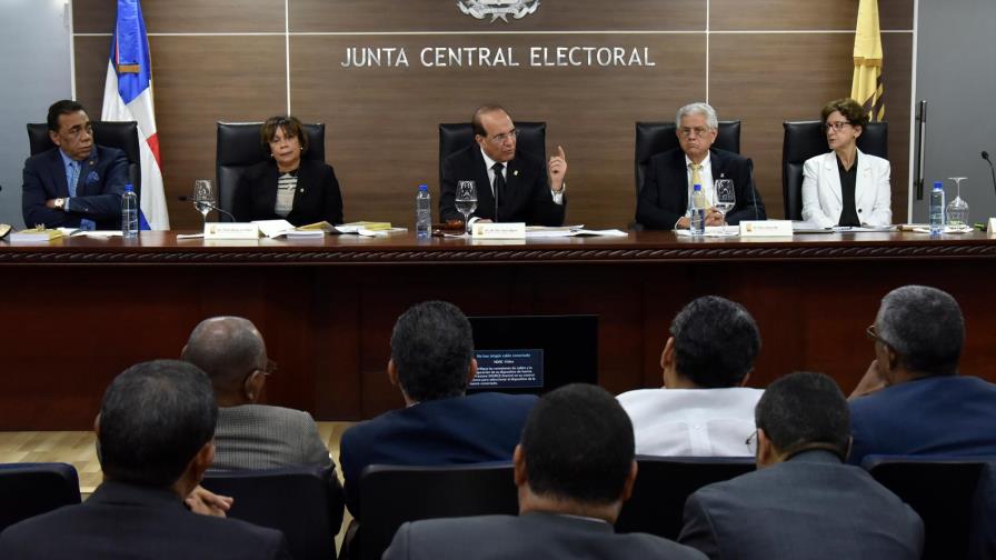 JCE adjudica a Digiworld contrato  compra equipos por US$19.9 millones