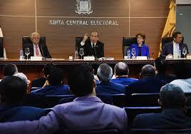 Junta Central Electoral basó resolución del arrastre en jurisprudencias vinculantes