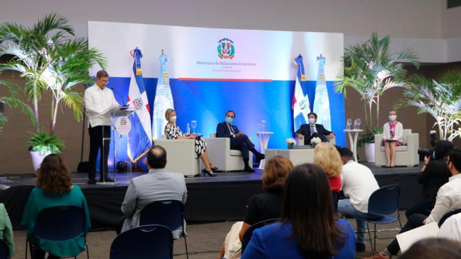 Realizan foro regional para exponer medidas por el fortalecimiento del sector turismo
