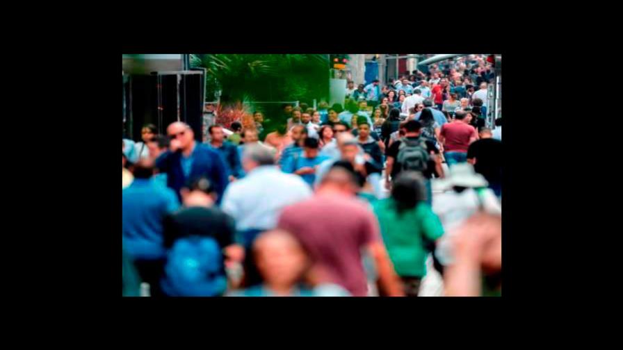 El empleo público creció casi 31 % en los últimos cinco años El empleo público creció casi 31 % en los últimos cinco años