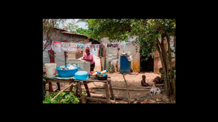 Ministro: “La economía crece mucho, pero excluye a la población de esos beneficios”