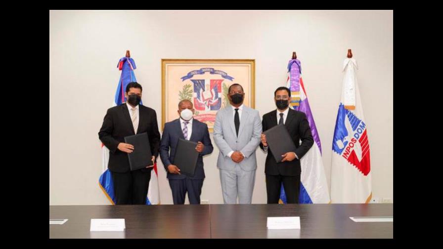 Consejo del Poder Judicial y Registro Inmobiliario firman convenio con Inposdom