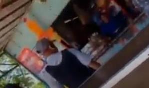 Policía dice investiga video muestra teniente coronel amenazando de muerte a adolescente