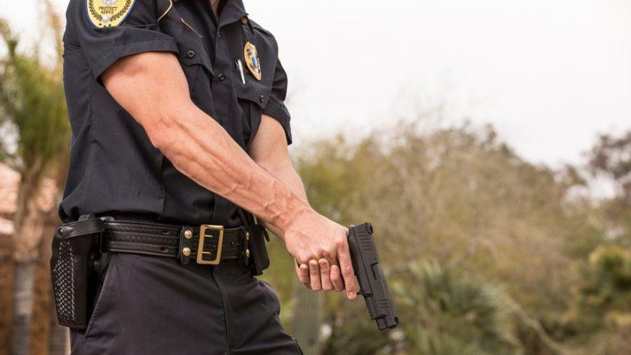 Policía hiere de bala a niño autista en EEUU luego que su madre llamara por ayuda