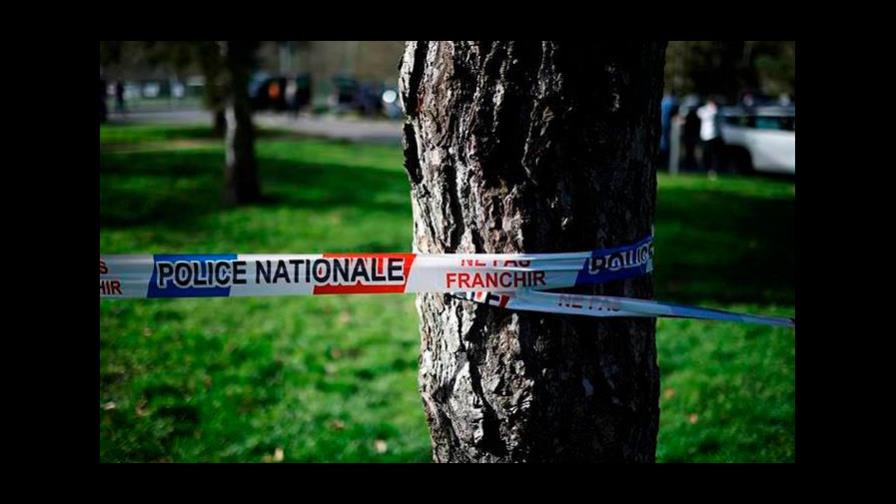 Un adolescente asesinado a balazos en la periferia de París Un adolescente asesinado a balazos en la periferia de París