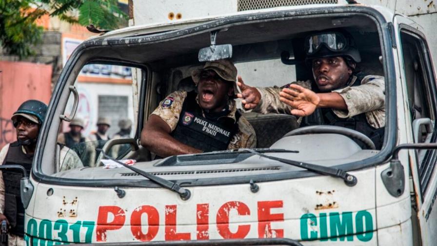 Pareja francesa que viajó a Haití para adoptar es asesinada a tiros Pareja francesa que viajó a Haití para adoptar es asesinada a tiros