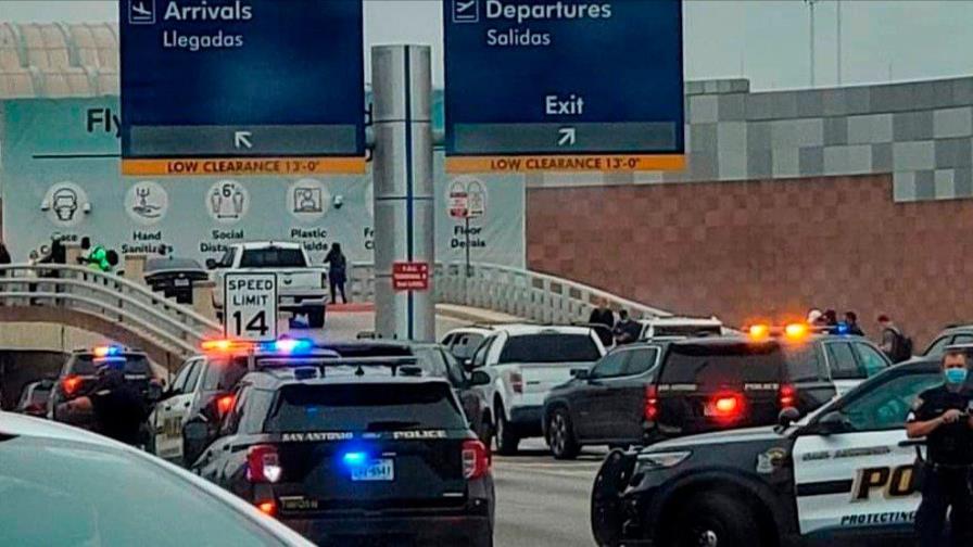 Policía mata a hombre que abrió fuego en aeropuerto de Texas