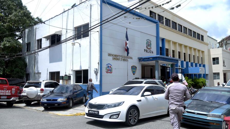 Arrestan a los agentes que custodiaban a los seis atracadores que escaparon de cárcel de Moca Arrestan a los agentes que custodiaban a los seis atracadores que escaparon de cárcel de Moca