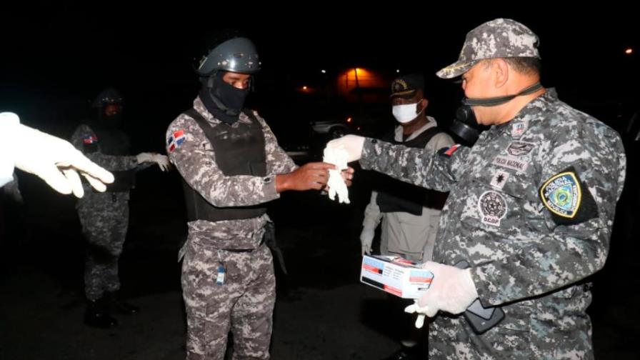 Policía envía a casa a agentes mayores de 60 años y embarazadas de siete meses 