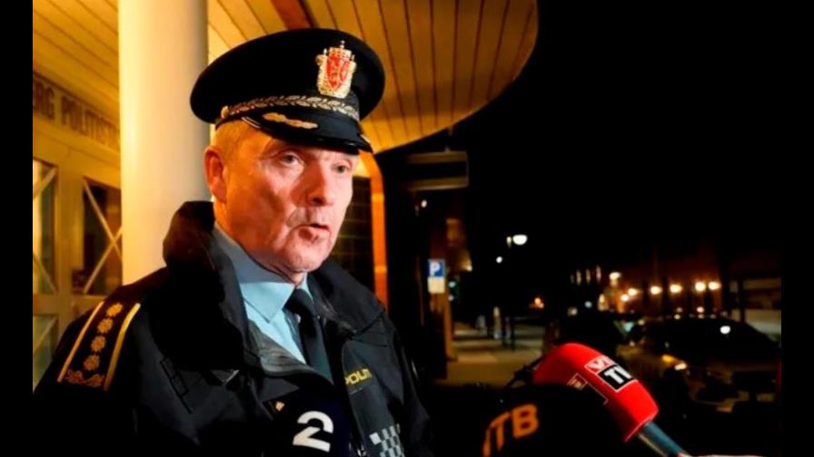 Policía noruega confirma 5 muertos y 2 heridos en ataque con arco y flechas Policía noruega confirma 5 muertos y 2 heridos en ataque con arco y flechas