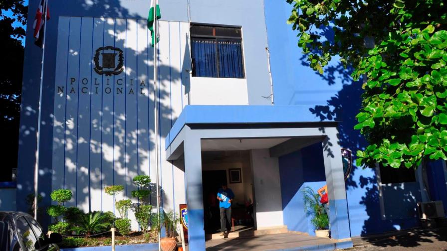 Asesino de italiana usó sus tarjetas, jugó dados, comió y bebió con su dinero mientras huía